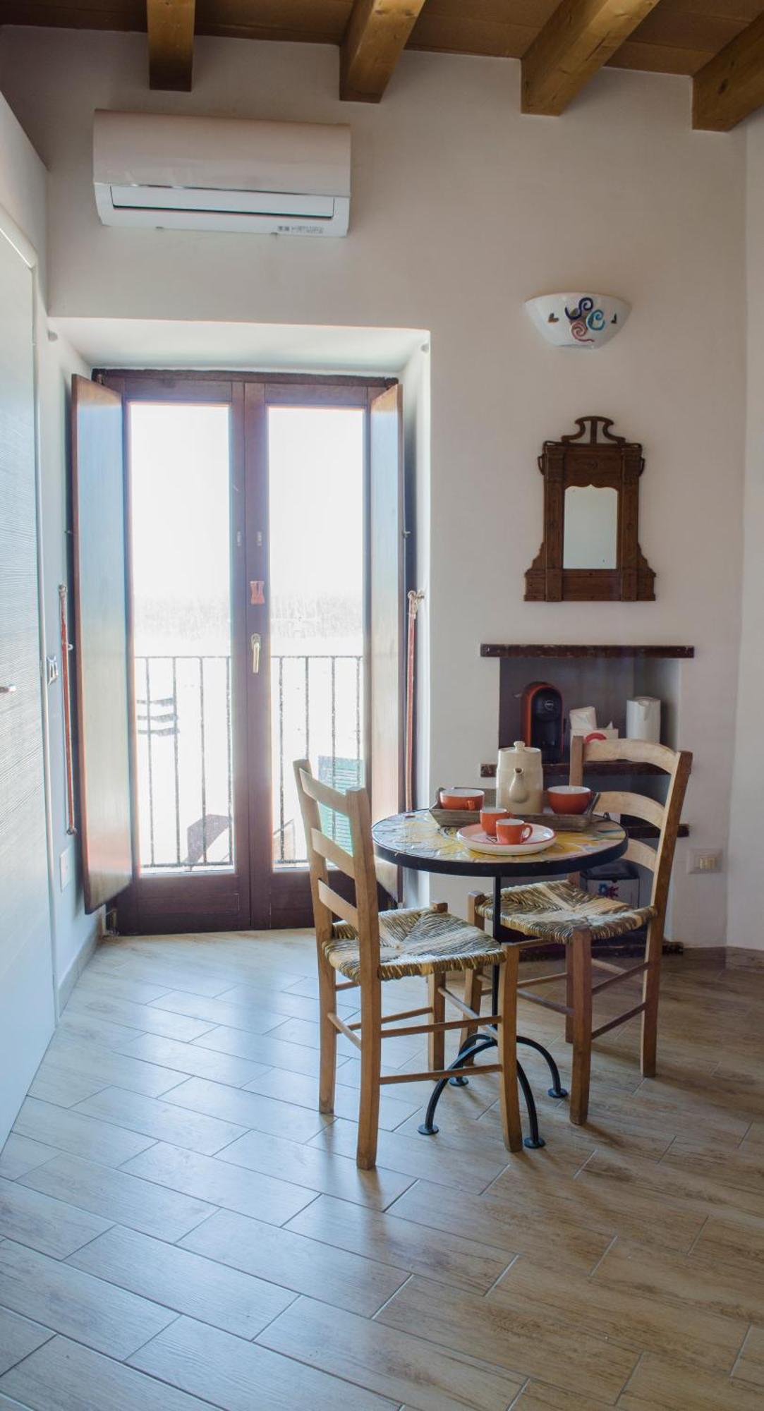 Bed and Breakfast Torre La Mezzaluna Вьесте Экстерьер фото