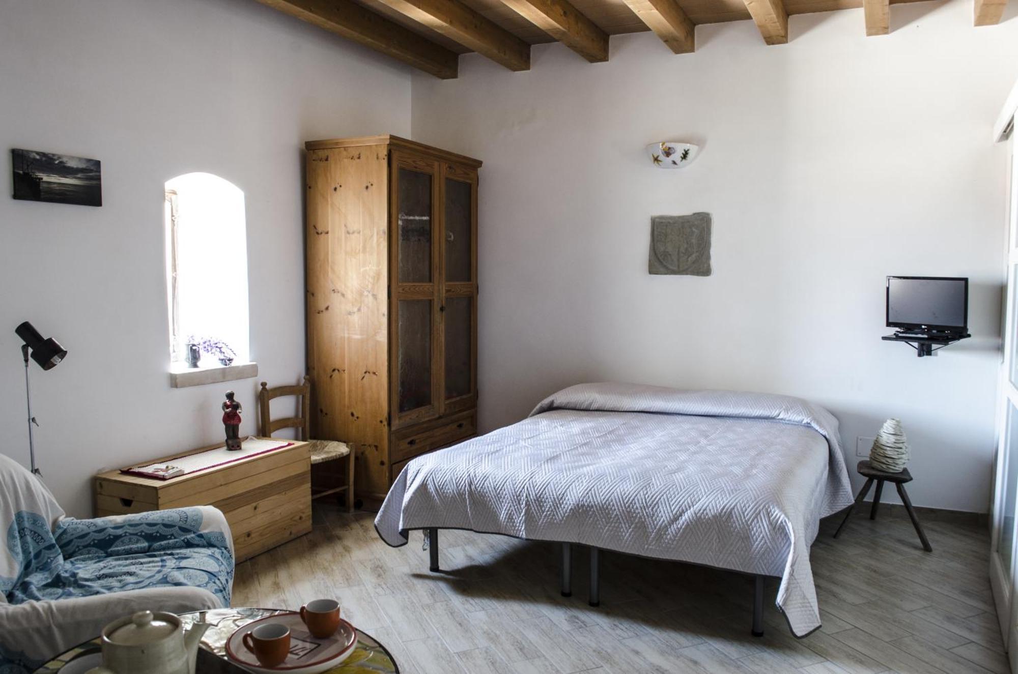 Bed and Breakfast Torre La Mezzaluna Вьесте Экстерьер фото
