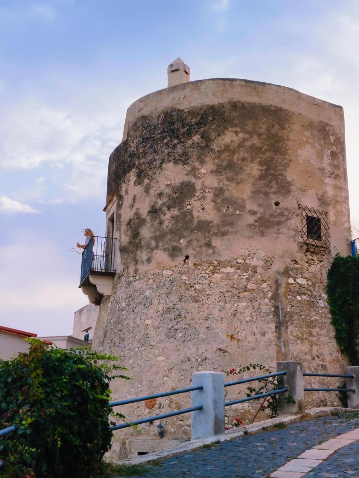 Bed and Breakfast Torre La Mezzaluna Вьесте Экстерьер фото